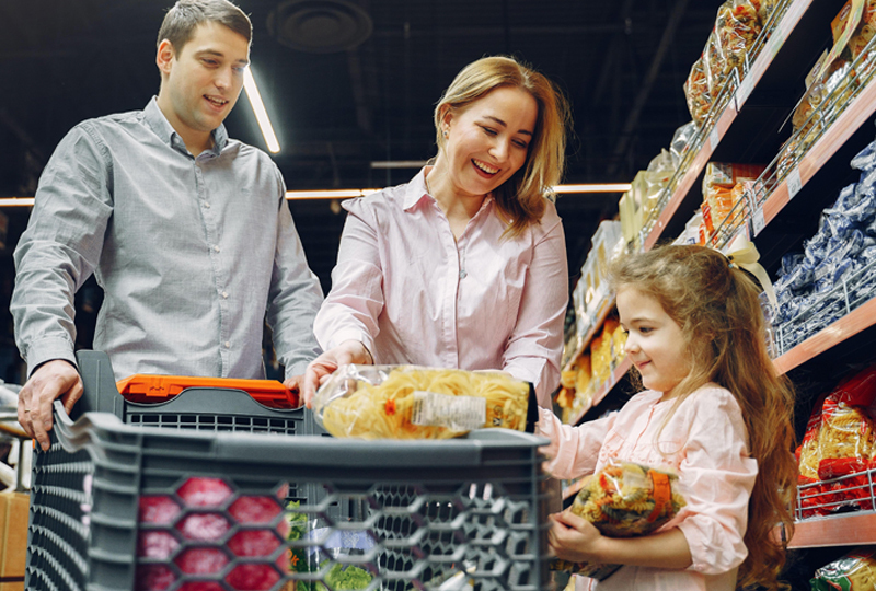 Family grocery shopping